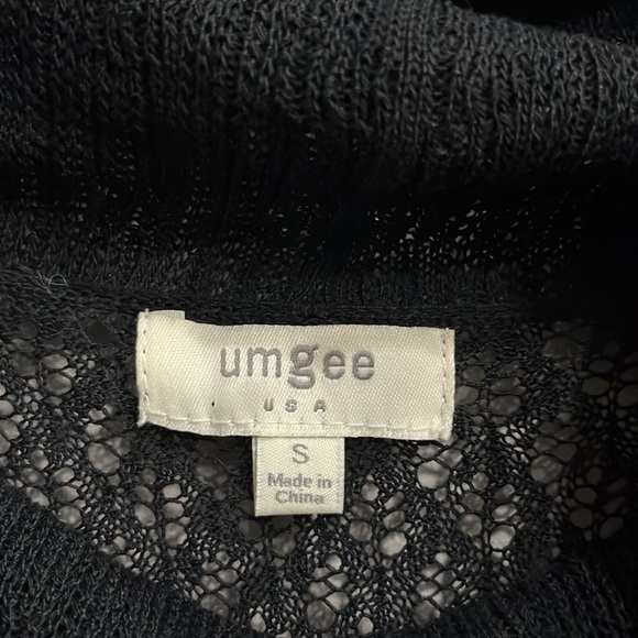 Umgee USA Lace Cowl Neck High-Low Hem Tunic Sweater Black  Size Small - Picture 7 of 12